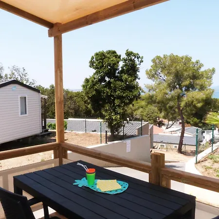 Le Mediterranee 3* イエール