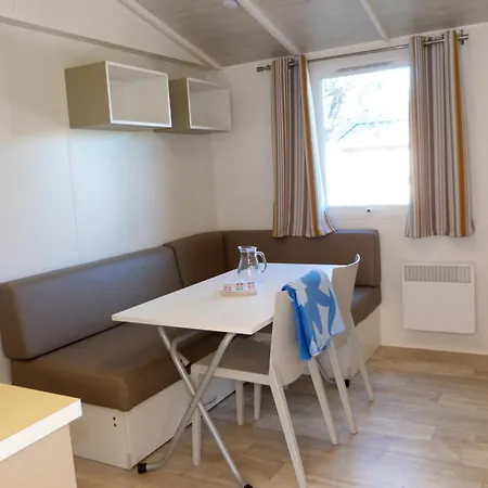 キャンプ場 Le Mediterranee