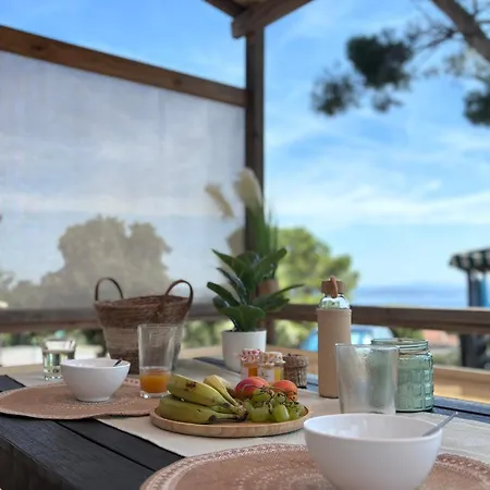 אתר קמפינג Le Mediterranee הייר