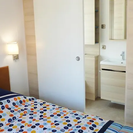 Le Méditerranée 2*