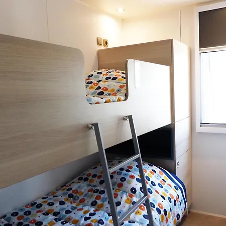 אתר קמפינג Le Mediterranee