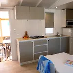 Le Mediterranee 营地 3*