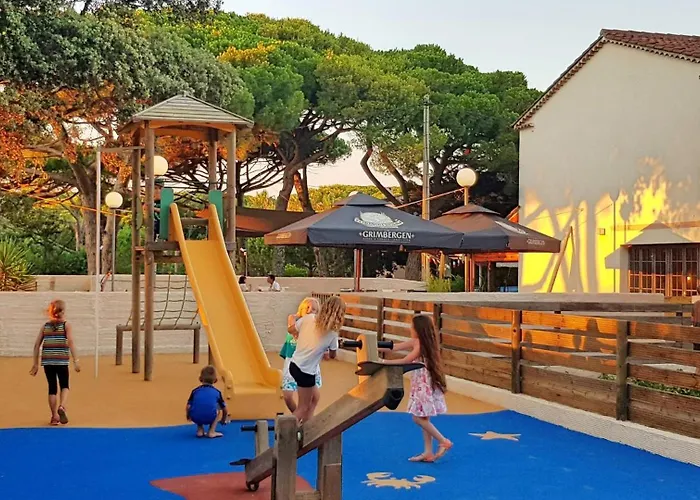 Le Mediterranee Campingplads 3*